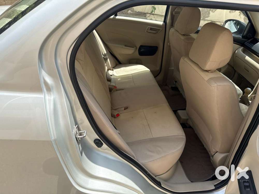 Maruti Suzuki Swift Dzire 1.2 Lxi Bsiv, 2016, Petrol