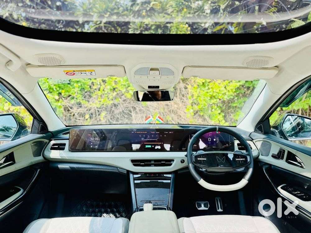 Mahindra Xev 9e Three B79 Kwh, 2026, Electric