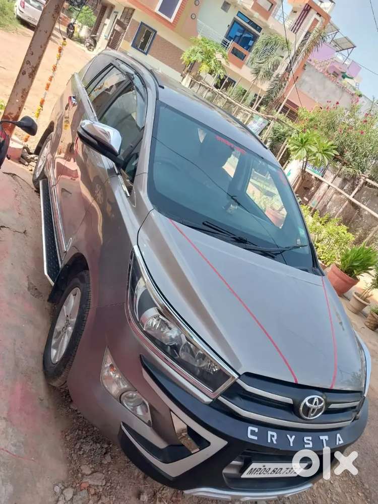 Toyota Innova Crysta Gx At 7 2017