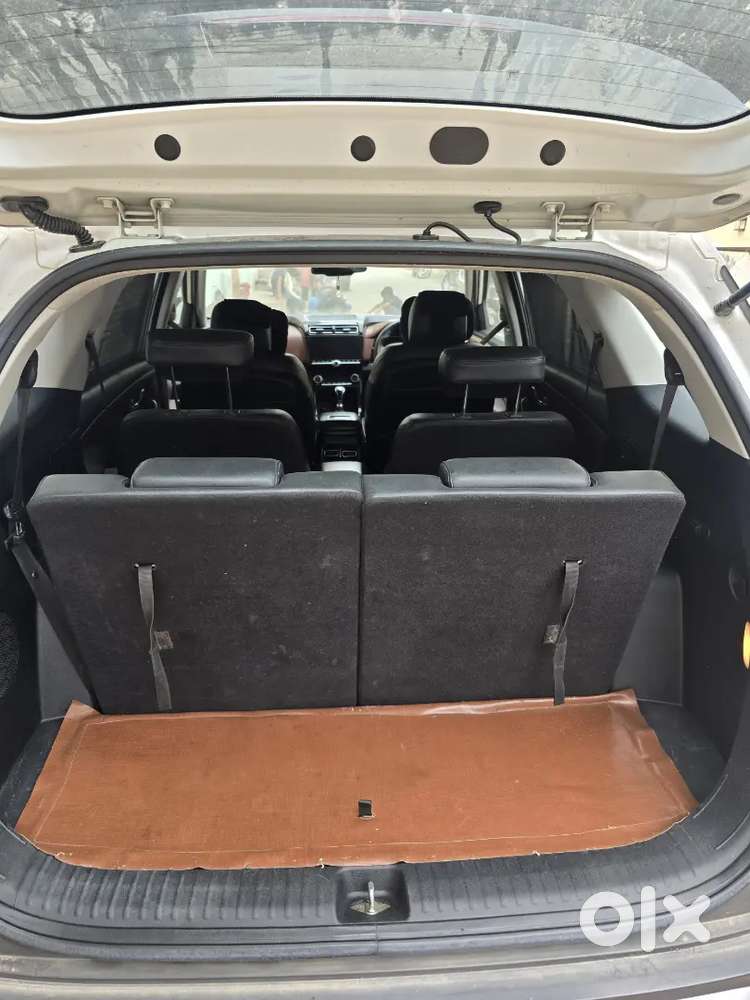 Hyundai Alcazar October 2021 Top Model A-one Condition Full Loaded