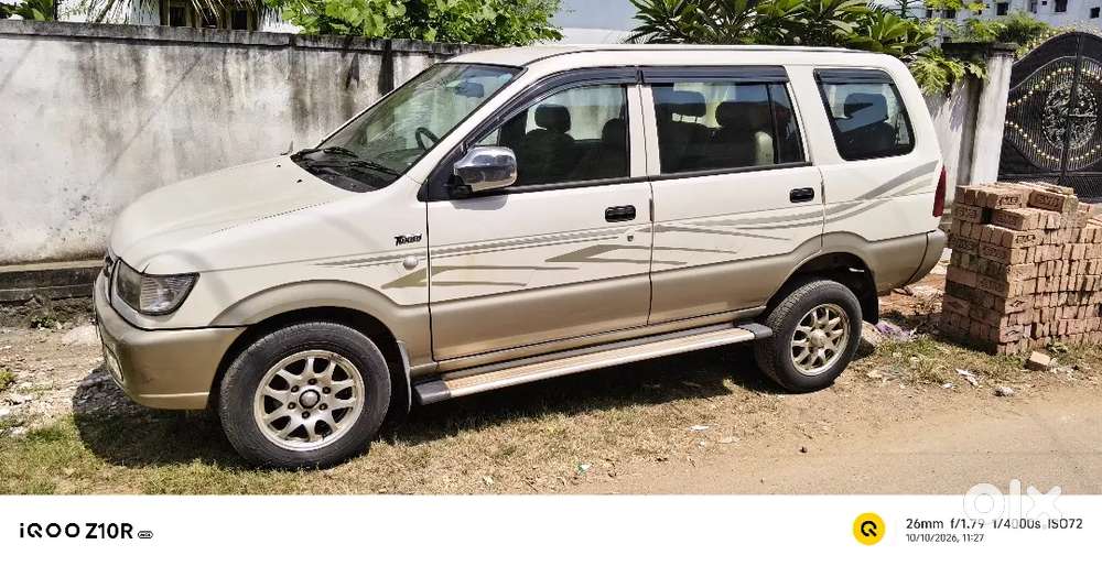 Chevrolet Tavera 2011 Diesel 62000 Km Driven