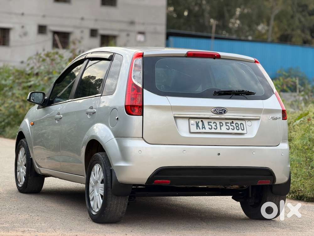 Ford Figo 2010 Petrol 94000 Km Driven