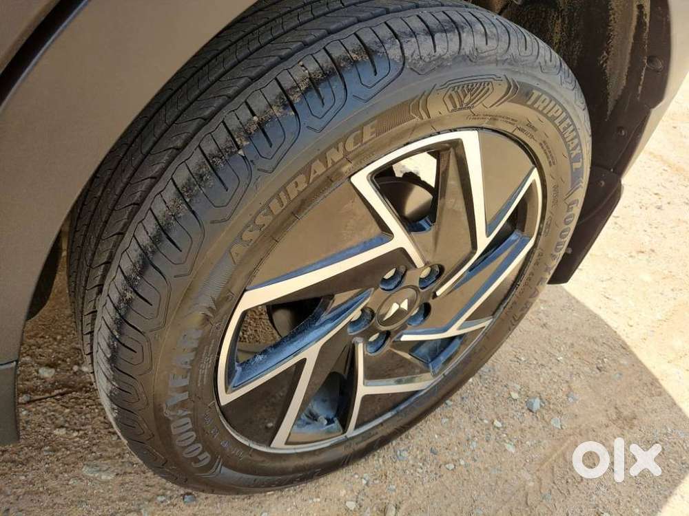 Mahindra Xuv 3xo Ax7l 1.2 Petrol At (pg), 2024, Petrol
