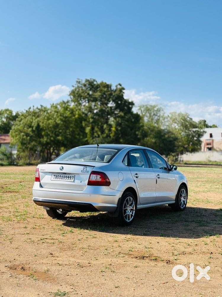 Skoda Rapid 1.0 Tsi Ambition, 2021, Petrol