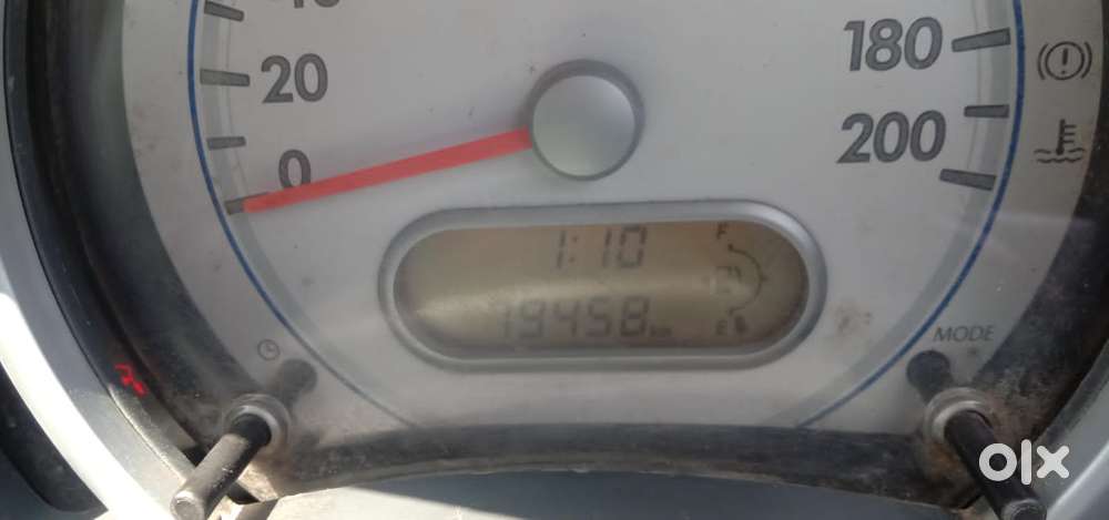 Maruti Suzuki Ritz Vxi, 2014, Petrol