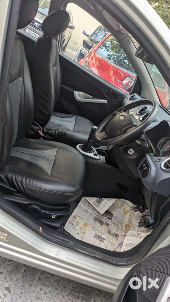 Ford Figo Petrol Titanium, 2013, Petrol