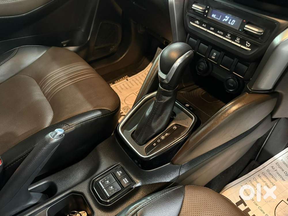 Toyota Urban Cruiser Hyryder 1.5 V Hybrid, 2024, Petrol