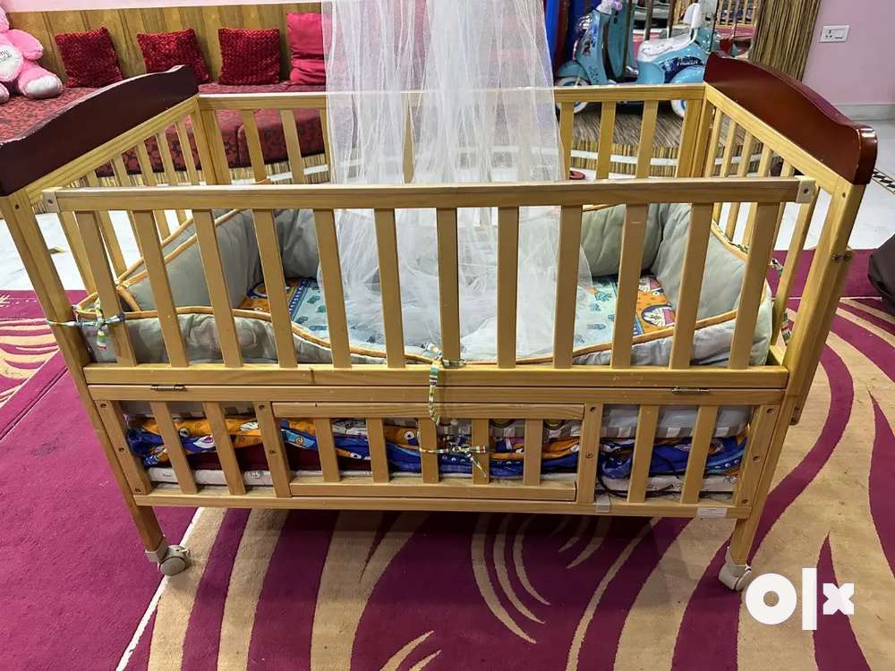 Olx cheap baby cot