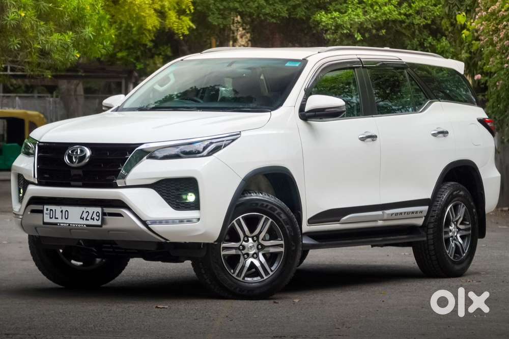 Toyota Fortuner 4x2 At 2.7 Petrol, 2025, Petrol