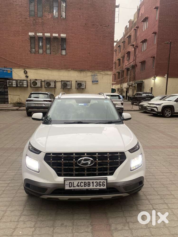 Hyundai Venue S 1.2 Petrol, 2022, Petrol