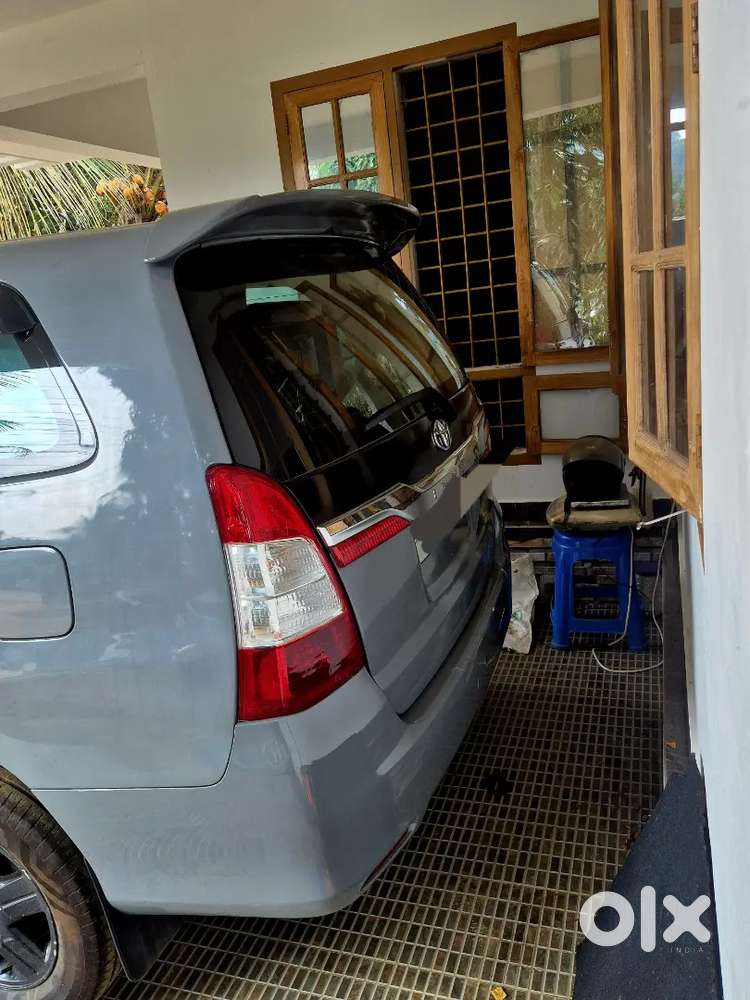 Toyota Innova 2008 Diesel 351000 Km Driven