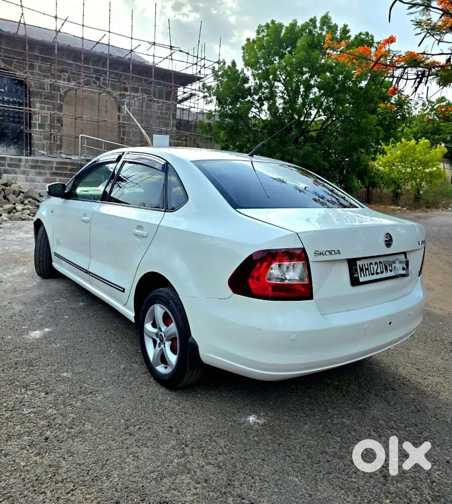 Skoda Rapid 2015 New Condition Just Take And Drive Urgent Sell
