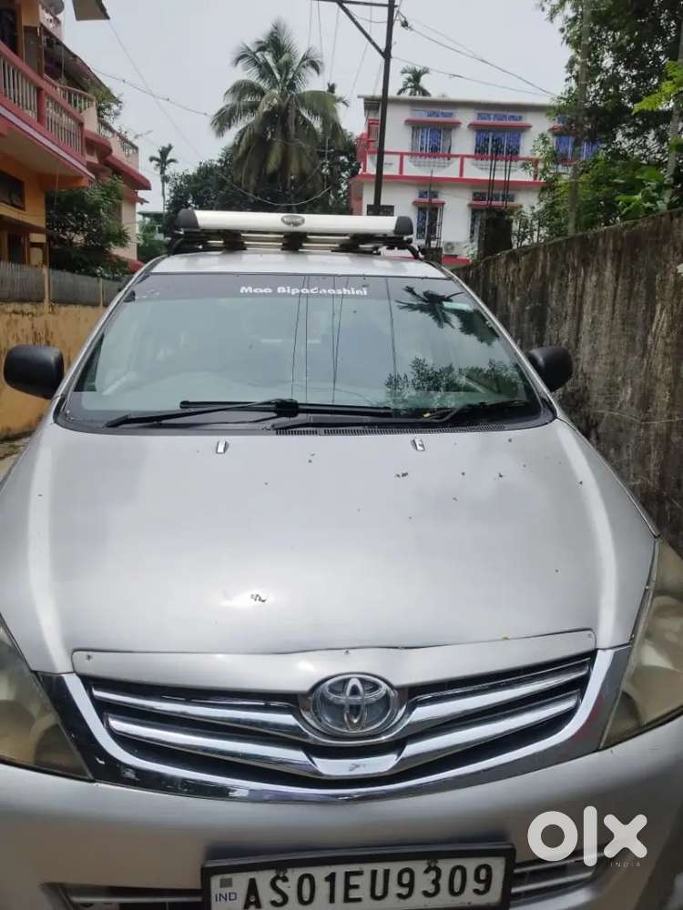Toyota Innova Diesel 2011
