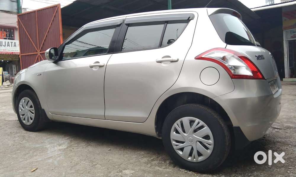 Maruti Suzuki Swift Vxi 1.2 Abs Bs-iv, 2015, Petrol