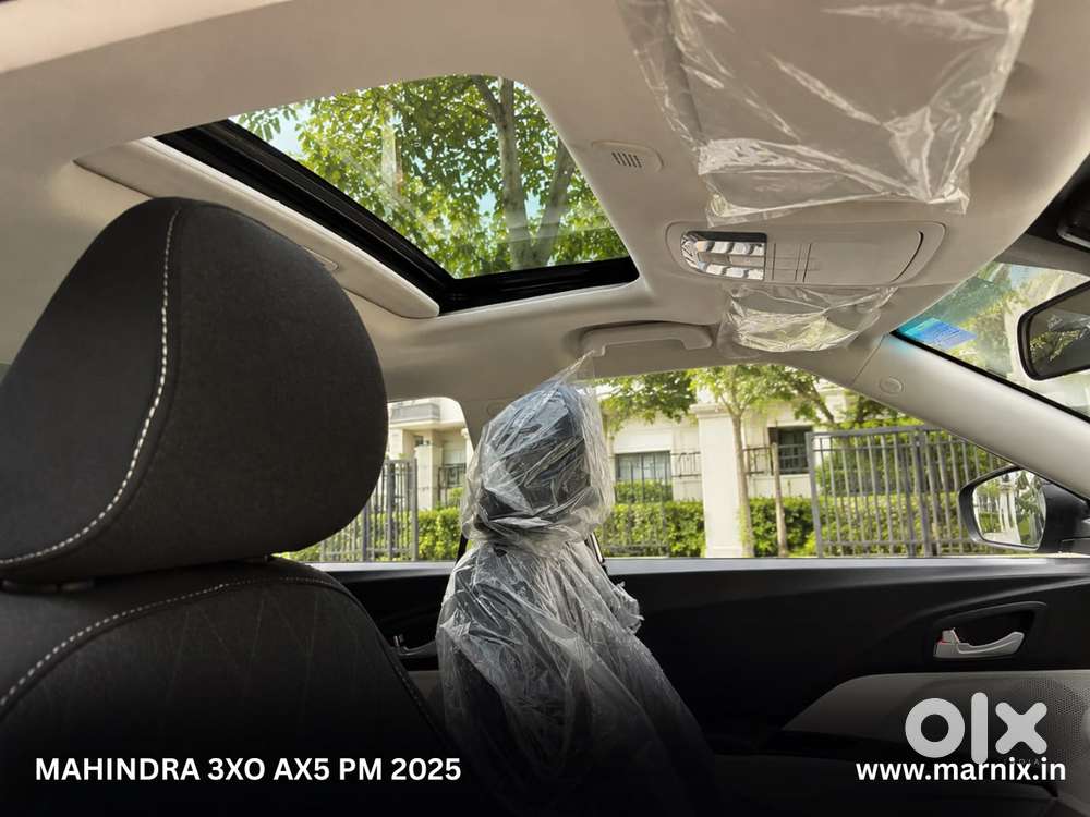 Mahindra Xuv 3xo Ax5 Pm Mt, 2025, Petrol