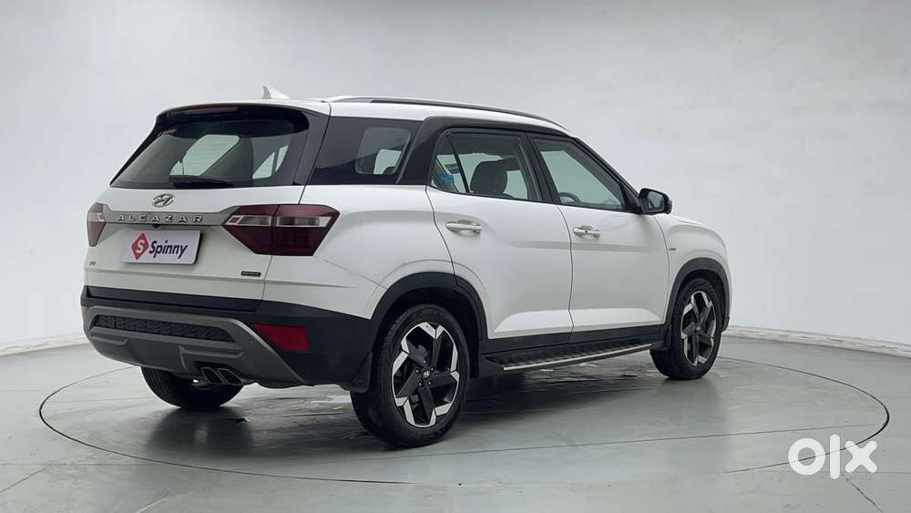 Hyundai Alcazar 2.0 Signature (o) Petrol At 6 Str, 2021, Petrol