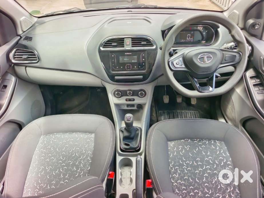 Tata Tiago 1.2 Revotron Xt, 2022, Petrol