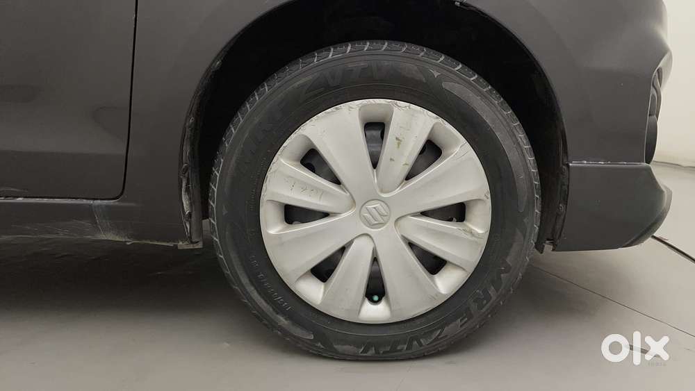 Maruti Suzuki Ertiga Vxi At, 2018, Petrol