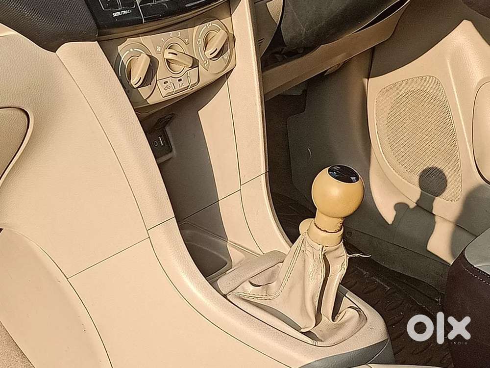 Maruti Suzuki Ertiga 1.4 Vxi Abs, 2014, Petrol