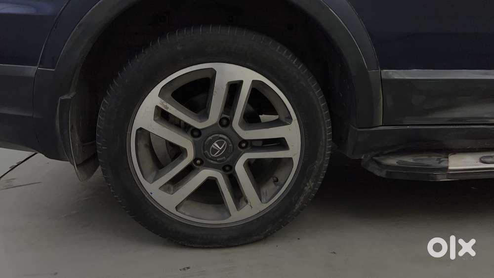 Tata Hexa Xta, 2017, Diesel