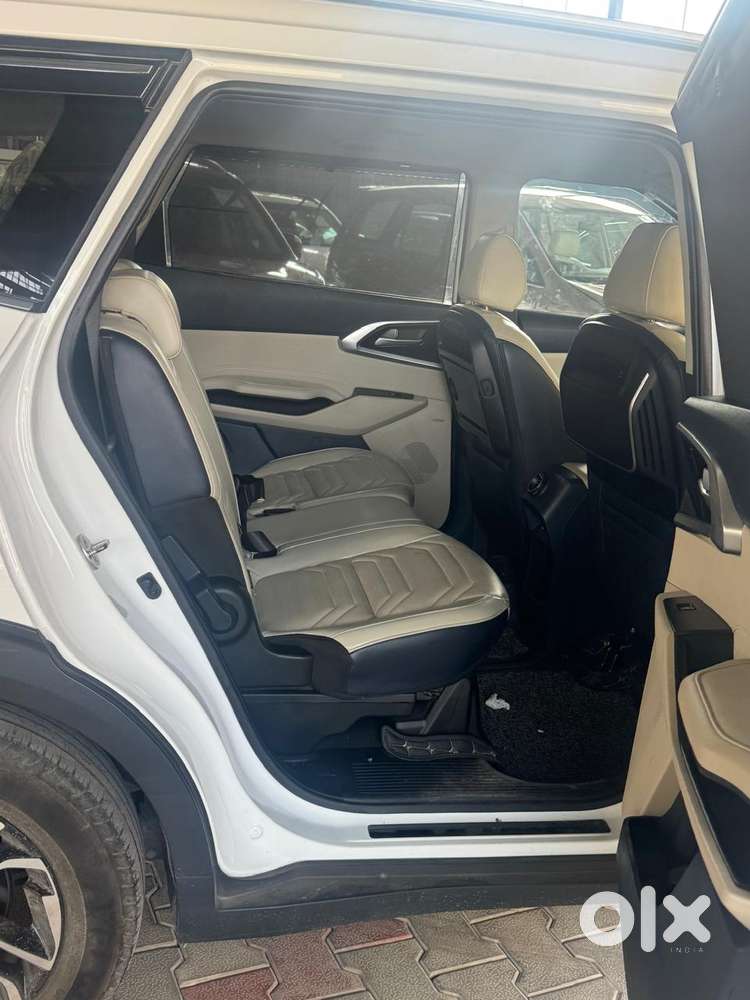 Kia Carens Luxury (o)1.5 Diesel At 7 Str, 2022, Diesel