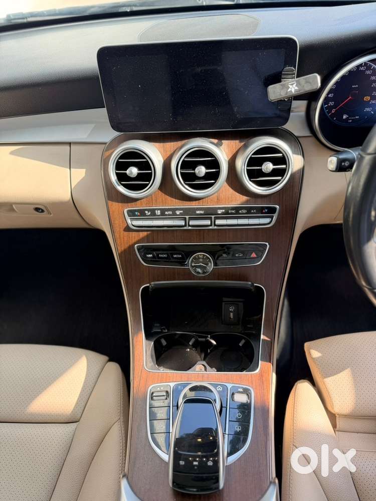 Mercedes-benz C-class 2020