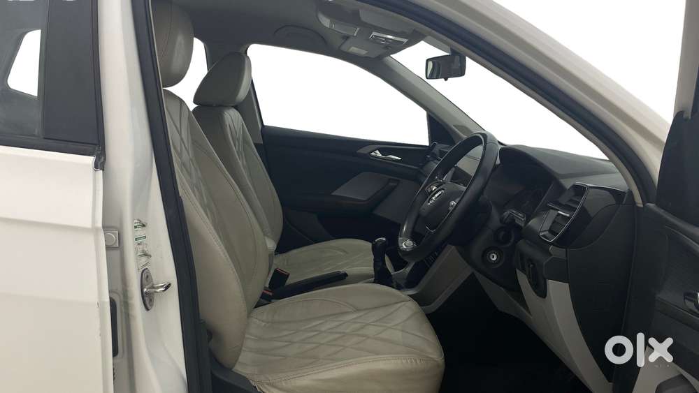 Skoda Kushaq 1.0 Tsi Ambition, 2021, Petrol