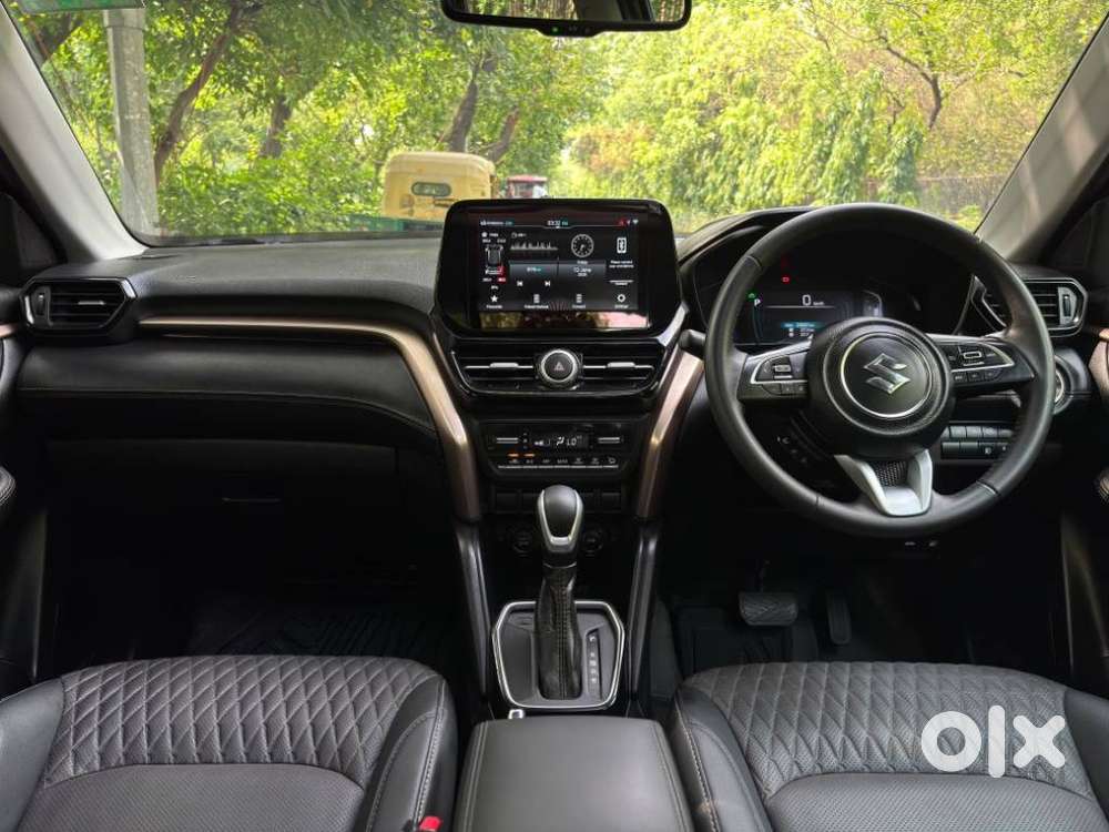 Maruti Suzuki Grand Vitara 1.5 Alpha Plus Intelligent Hybrid Ecvt, 2..
