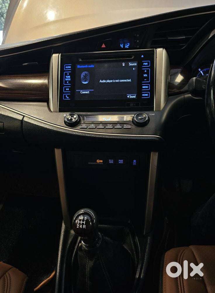 Toyota Innova Crysta 2.4 Z 7 Str, 2016, Diesel