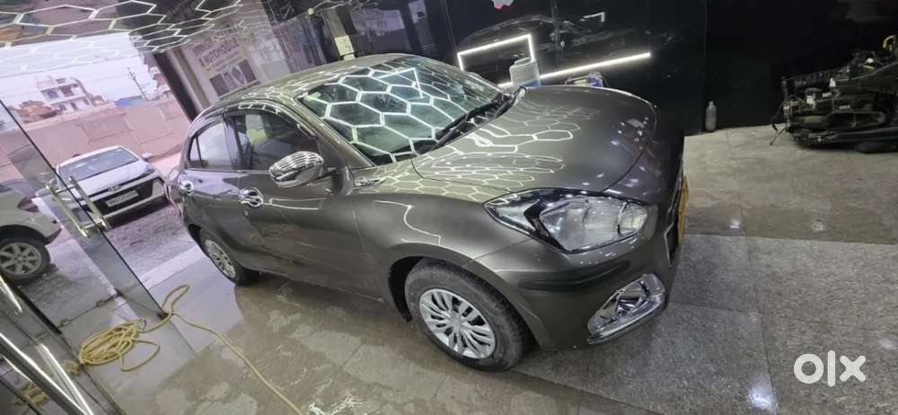Maruti Suzuki Dzire 1.2 Vxi, 2022, Petrol