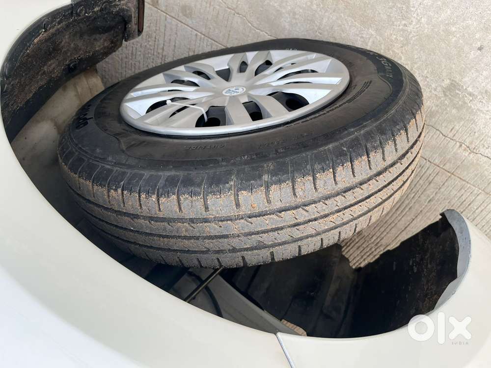 Maruti Suzuki Dzire 1.2 Vxi, 2021, Petrol