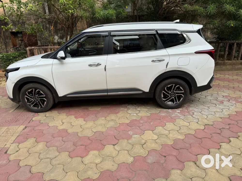 Kia Carens 2022 Diesel Well Maintained Condition All Papers Update