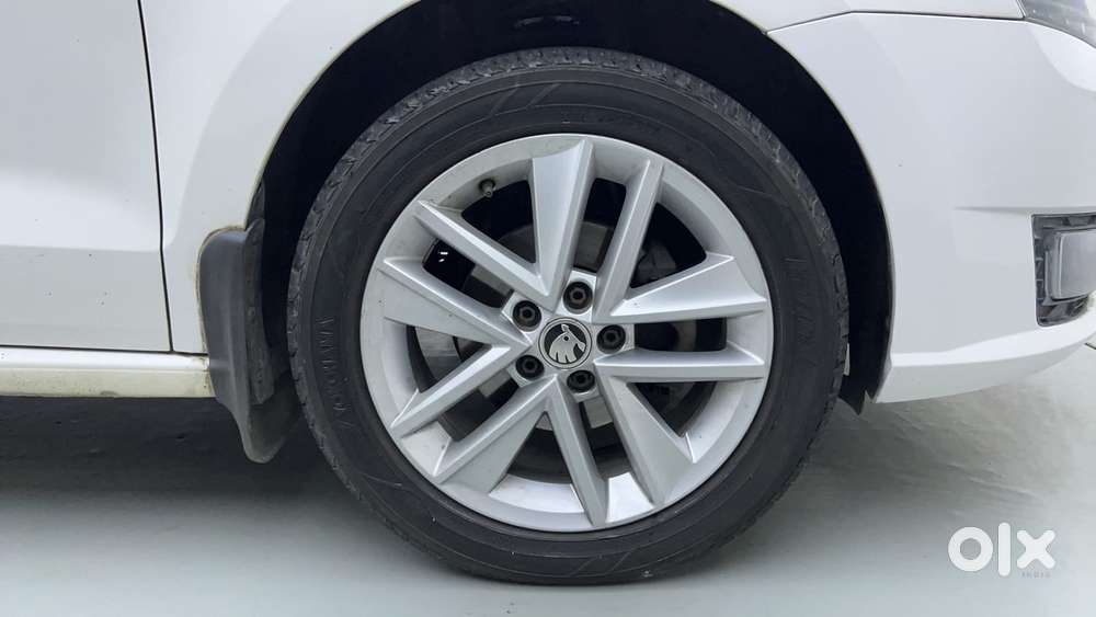 Skoda Rapid 1.6 Mpi Style, 2018, Petrol