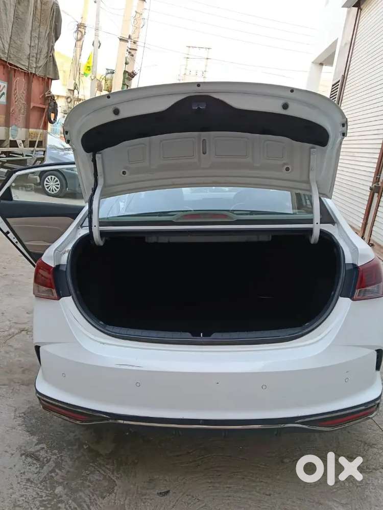 Hyundai Verna 2021 Diesel Well Maintained