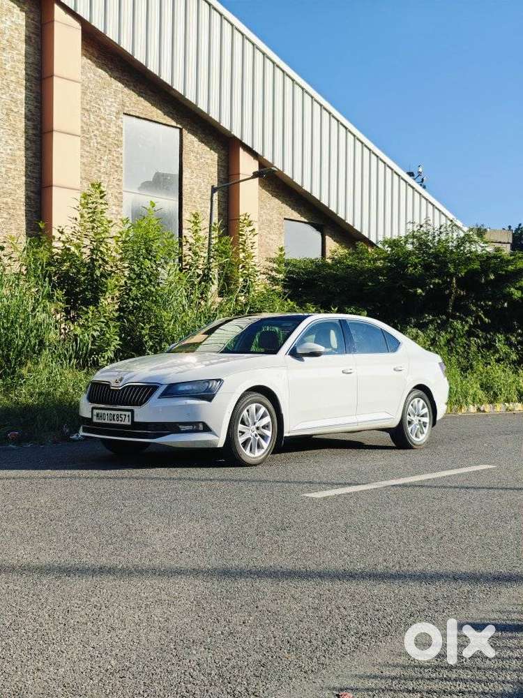 Skoda Superb L&k 1.8 Tsi At, 2020, Petrol