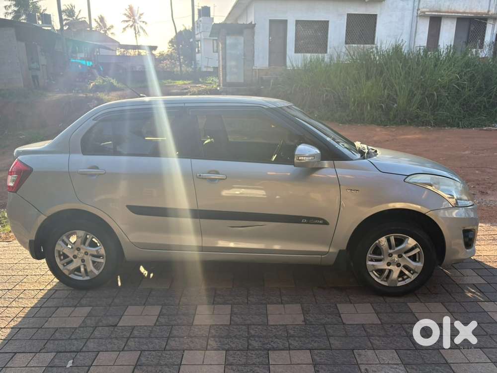 Maruti Suzuki Swift Dzire Zxi 2014 Petrol Well Maintained