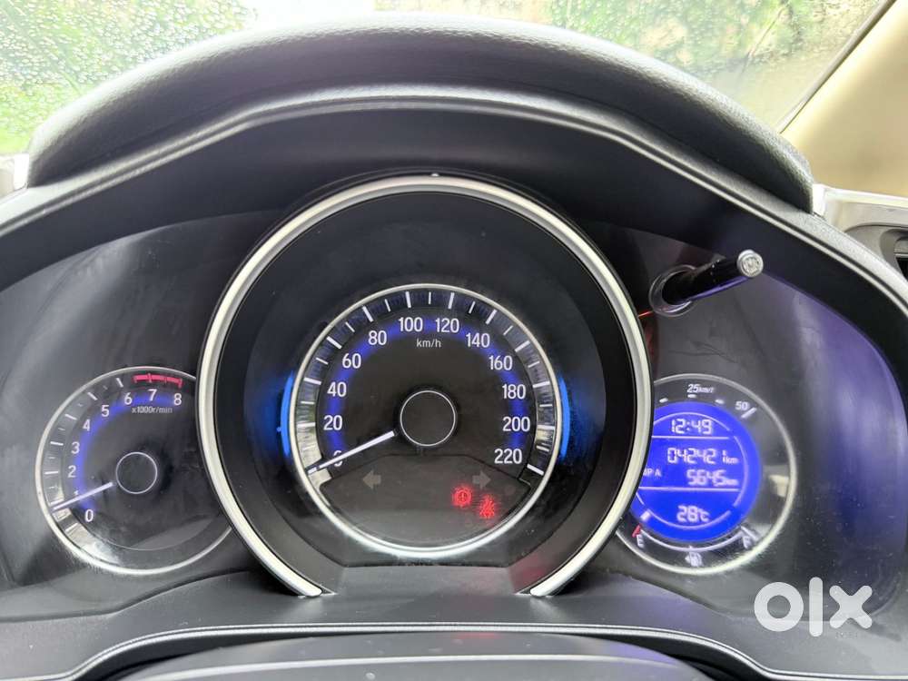 Honda Jazz V Mt Privilege, 2017, Petrol