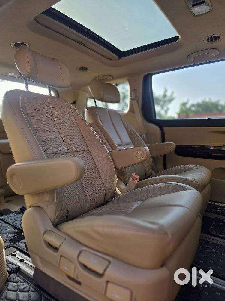 Kia Carnival Limousine Plus 7 Str, 2022, Diesel