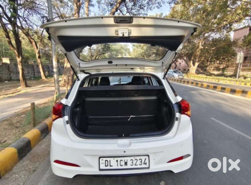 Hyundai I20 Sportz 1.2 Bs-iv, 2017, Petrol