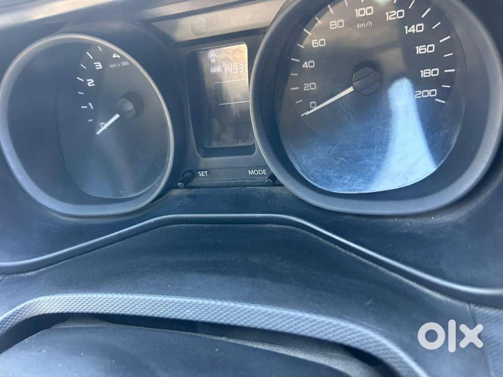 Tata Nexon (petrol/cng)