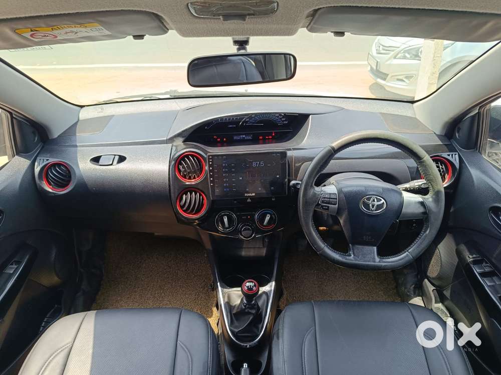 Toyota Etios Liva 1.4 Vxd Dual Tone, 2018, Diesel
