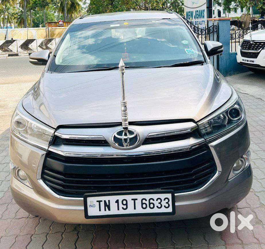 Toyota Innova Crysta 2.4 V 7 Str, 2016, Diesel