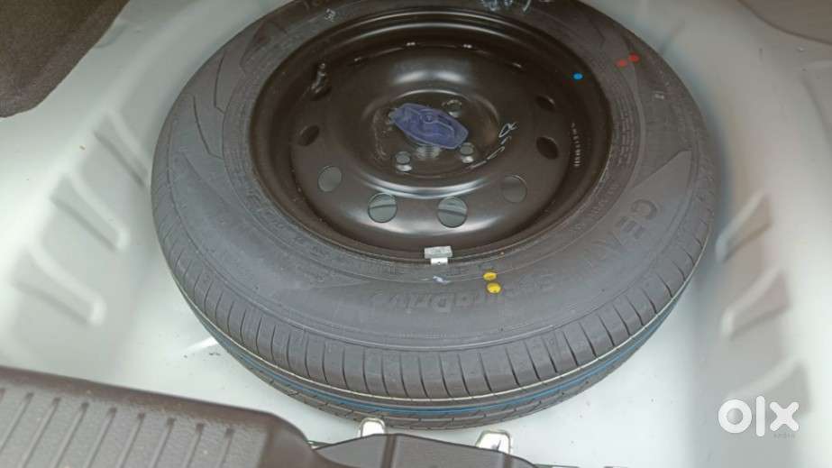 Maruti Suzuki Dzire Vxi Ags, 2025, Petrol