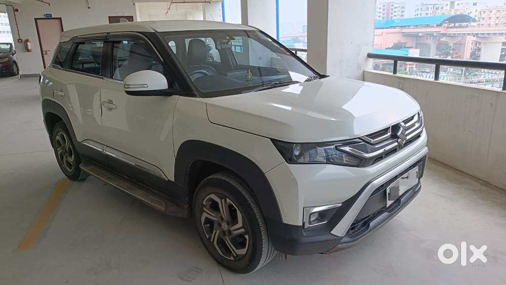 Maruti Suzuki Brezza 1.5 Vxi At Smart Hybrid, 2022, Petrol