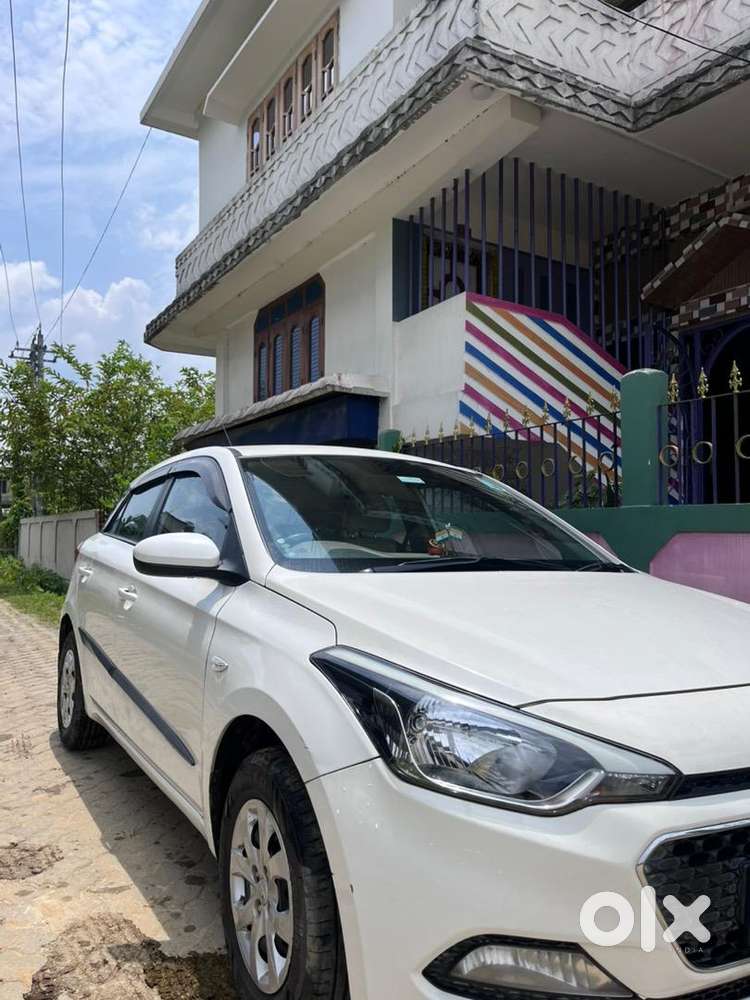 Hyundai I20 Car Manual 2015 Well Condition