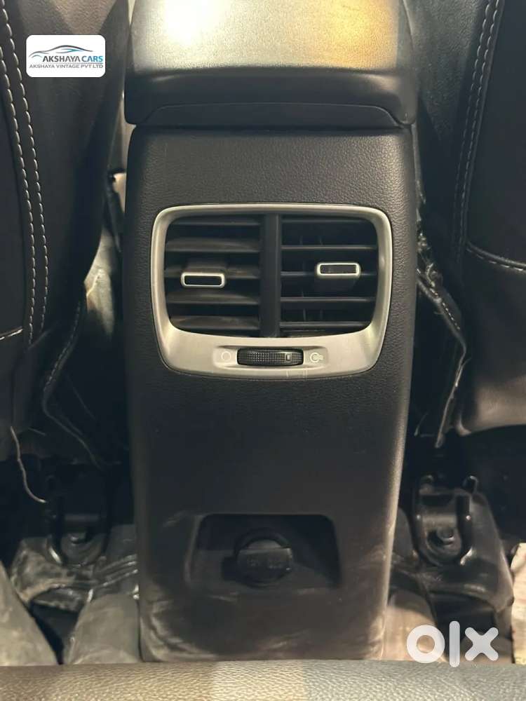 Hyundai Venue S 1.2 Petrol, 2019, Petrol