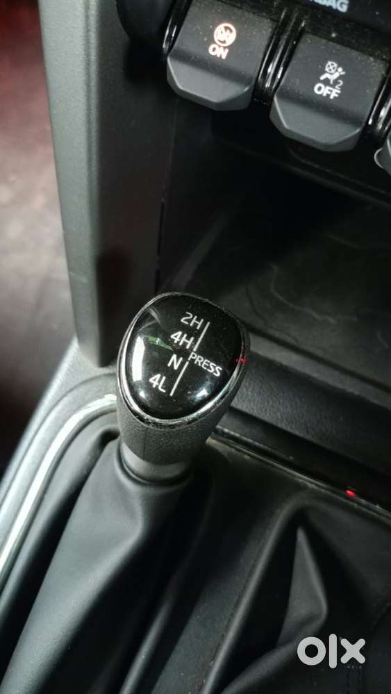 Mahindra Thar Lx D 4wd At, 2023, Petrol