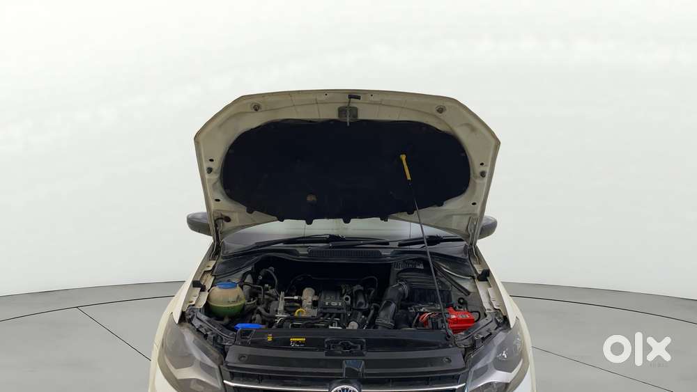Volkswagen Vento 2010-2013 Petrol Highline At, 2016, Petrol