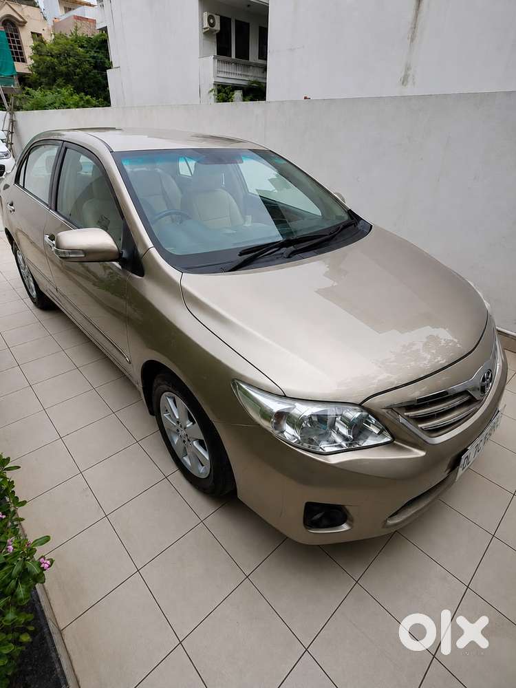 Toyota Corolla Altis [ ] 1.8 Vl At, 2013, Petrol
