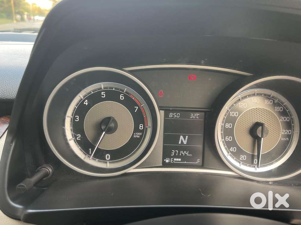 Maruti Suzuki Dzire 1.2 Vxi Amt, 2018, Petrol